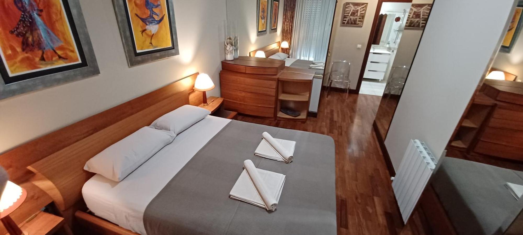 Apartamento céntrico con vistas a la Ría! garage, ideal 2-4 Bilbao Esterno foto