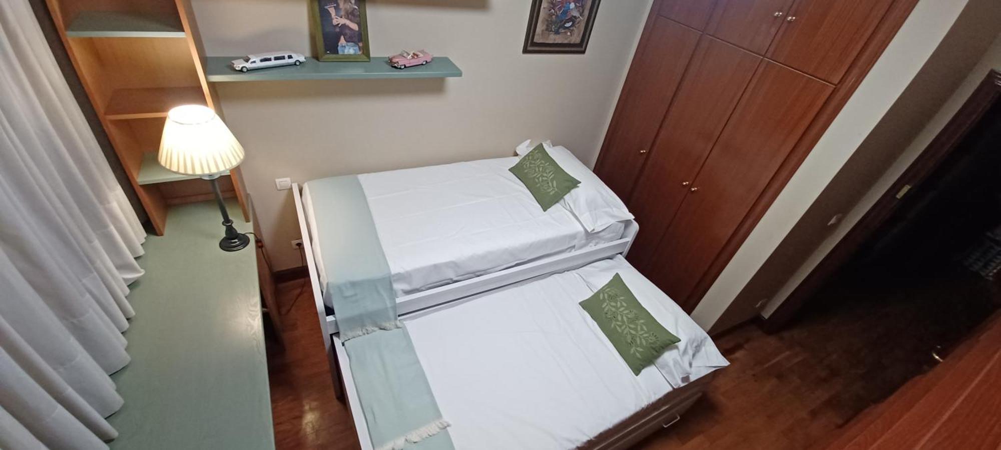 Apartamento céntrico con vistas a la Ría! garage, ideal 2-4 Bilbao Esterno foto